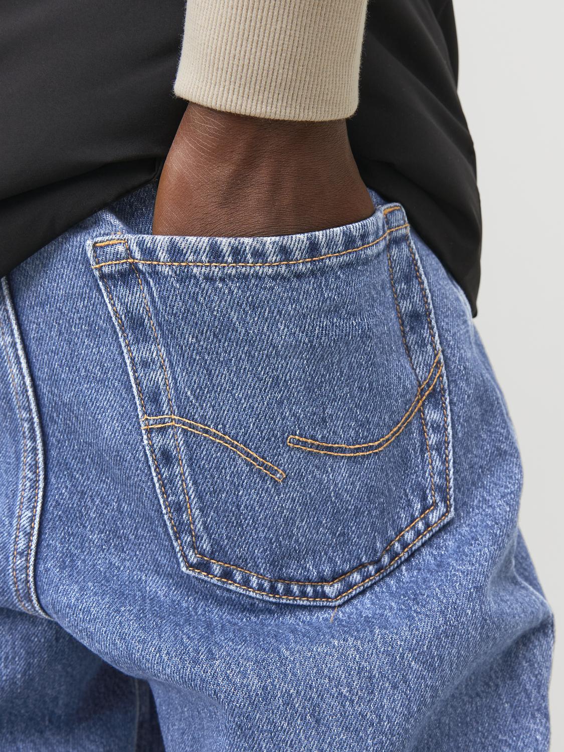 model_shot-detail